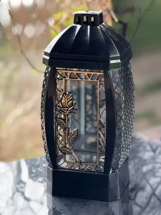 Veľká čierna svätyňa + zlatý rám R1 (40 cm)