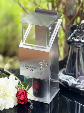 Znicz metalowy Kapliczka Srebrna Premium LUXORIA KD ze ŚWIECĄ "Kochanemu Tacie"